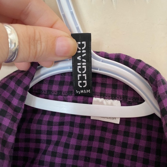 H&M cotton purple plaid button up - Picture 4 of 5